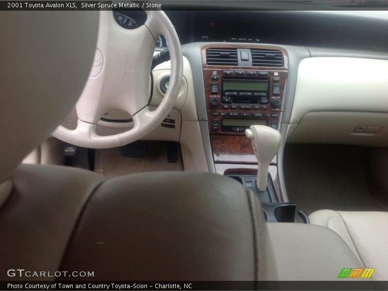 Silver Spruce Metallic / Stone 2001 Toyota Avalon XLS