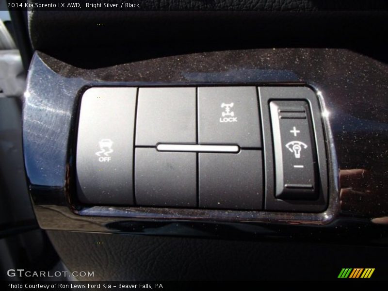 Bright Silver / Black 2014 Kia Sorento LX AWD