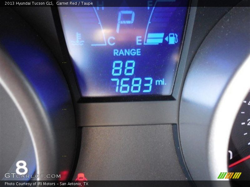 Garnet Red / Taupe 2013 Hyundai Tucson GLS