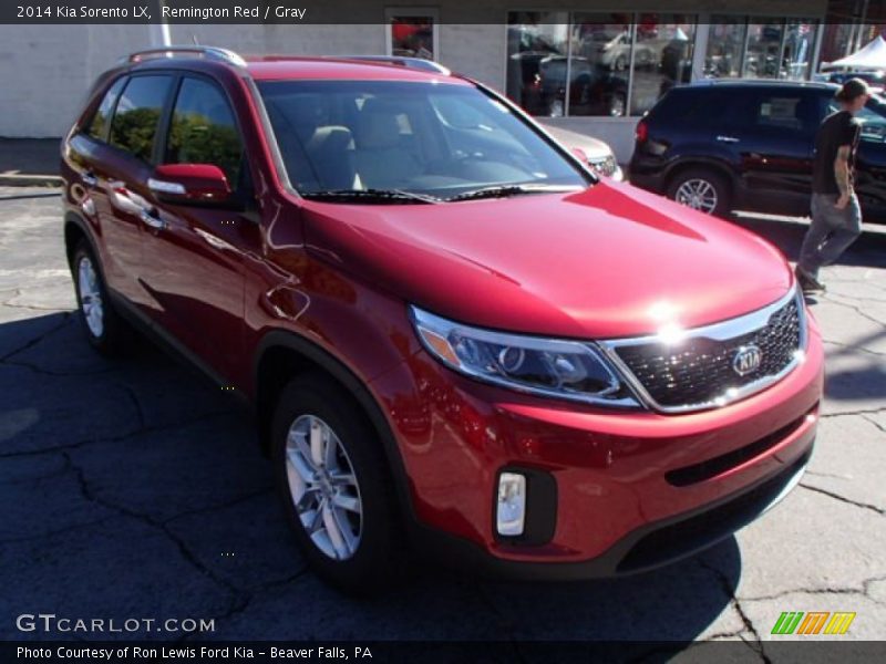 Remington Red / Gray 2014 Kia Sorento LX