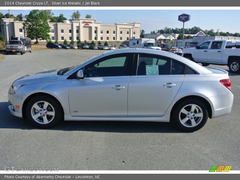Silver Ice Metallic / Jet Black 2014 Chevrolet Cruze LT