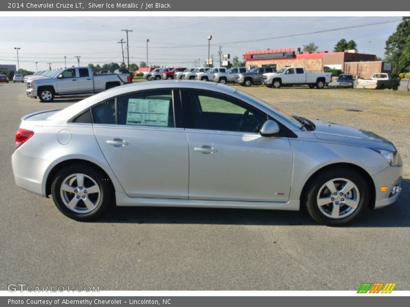 Silver Ice Metallic / Jet Black 2014 Chevrolet Cruze LT