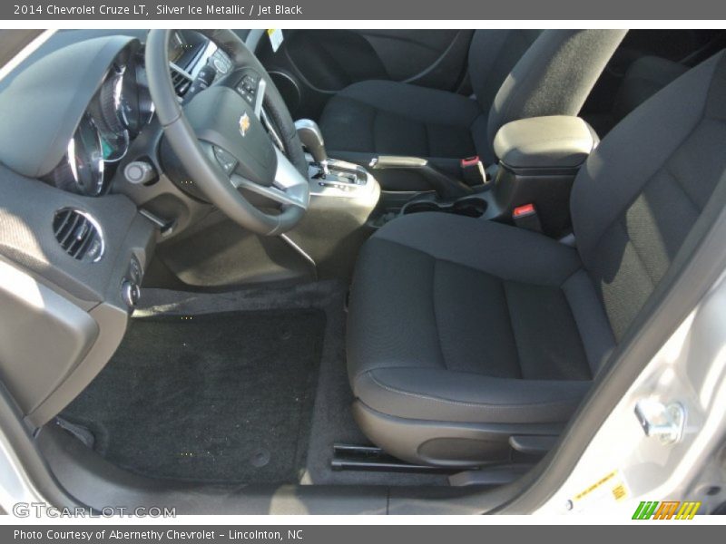 Silver Ice Metallic / Jet Black 2014 Chevrolet Cruze LT