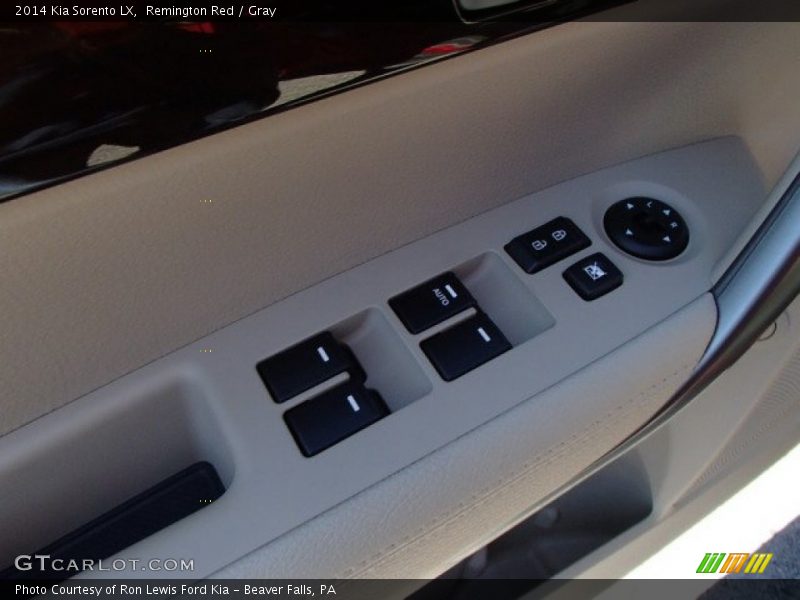 Remington Red / Gray 2014 Kia Sorento LX