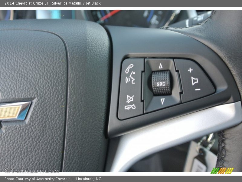 Silver Ice Metallic / Jet Black 2014 Chevrolet Cruze LT