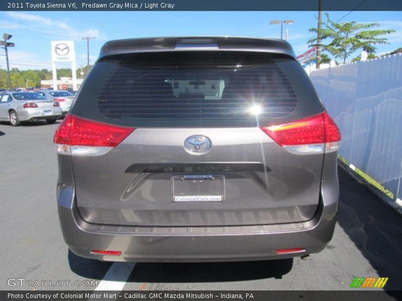 Predawn Gray Mica / Light Gray 2011 Toyota Sienna V6