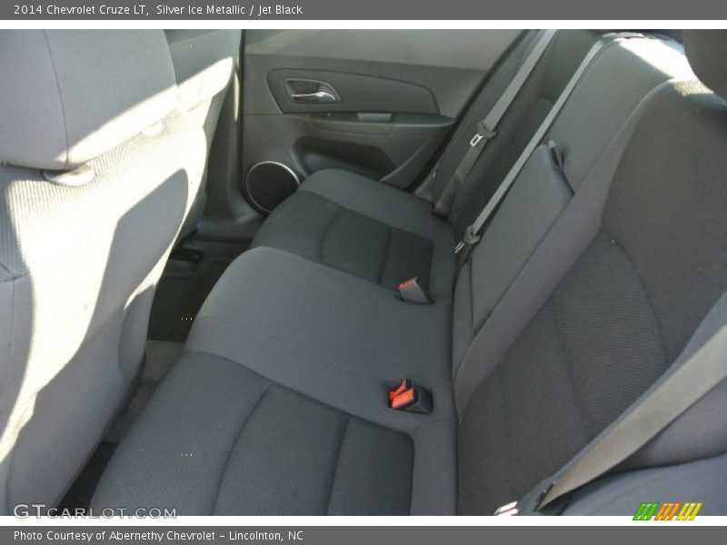 Silver Ice Metallic / Jet Black 2014 Chevrolet Cruze LT