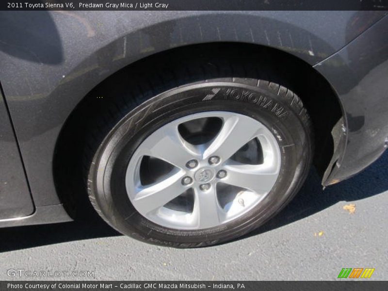 Predawn Gray Mica / Light Gray 2011 Toyota Sienna V6