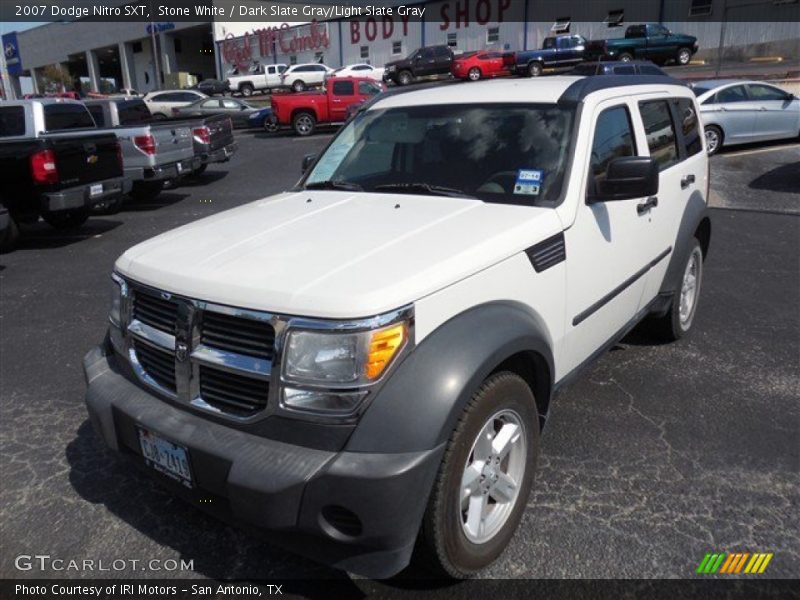 Stone White / Dark Slate Gray/Light Slate Gray 2007 Dodge Nitro SXT