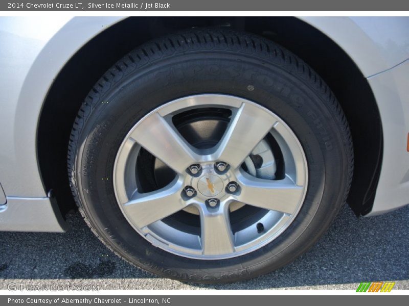 Silver Ice Metallic / Jet Black 2014 Chevrolet Cruze LT