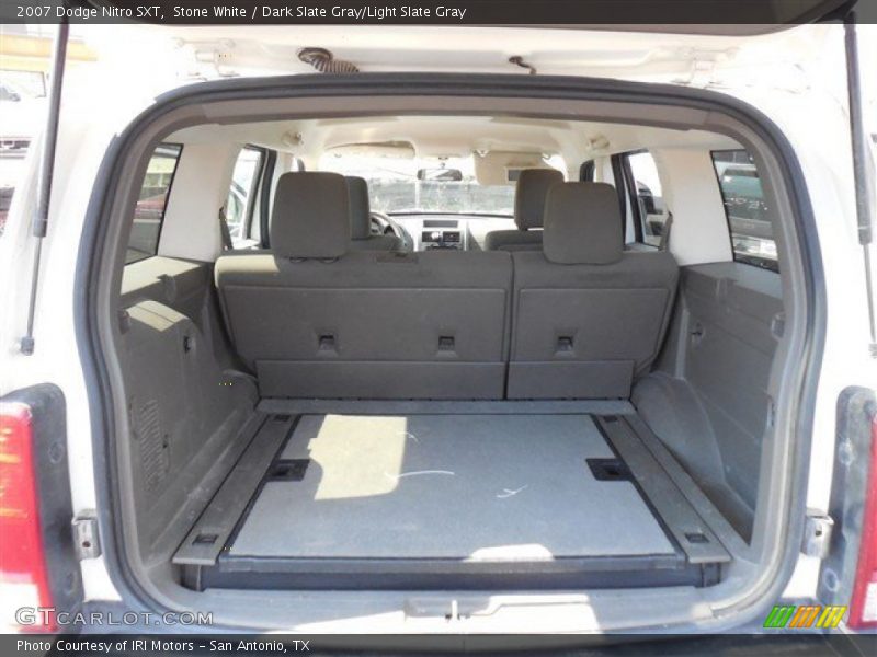 Stone White / Dark Slate Gray/Light Slate Gray 2007 Dodge Nitro SXT