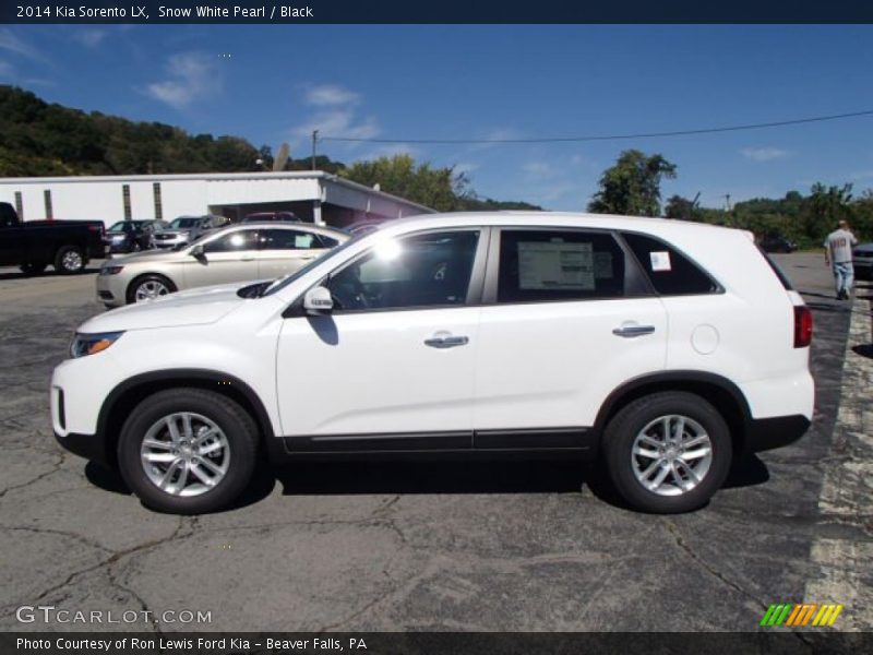 Snow White Pearl / Black 2014 Kia Sorento LX