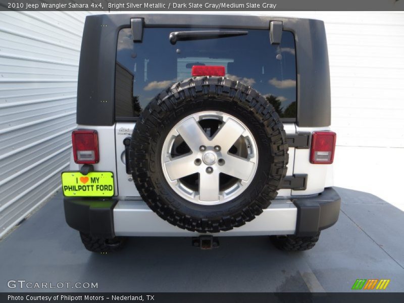 Bright Silver Metallic / Dark Slate Gray/Medium Slate Gray 2010 Jeep Wrangler Sahara 4x4