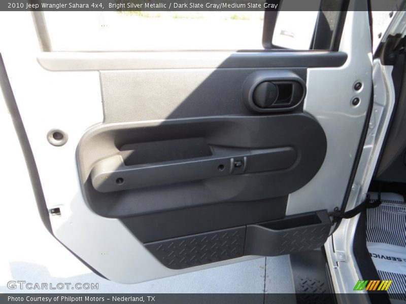 Bright Silver Metallic / Dark Slate Gray/Medium Slate Gray 2010 Jeep Wrangler Sahara 4x4