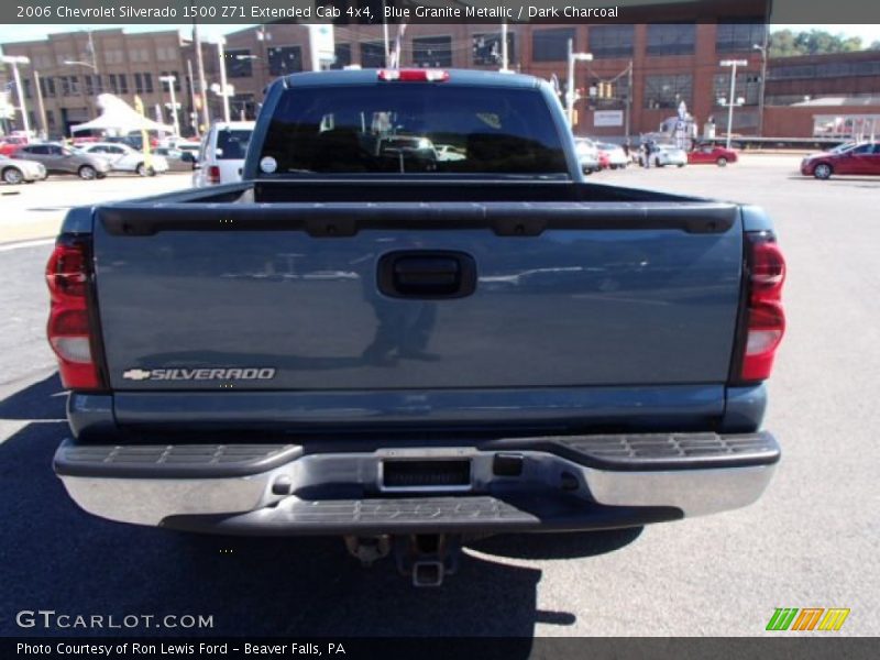 Blue Granite Metallic / Dark Charcoal 2006 Chevrolet Silverado 1500 Z71 Extended Cab 4x4