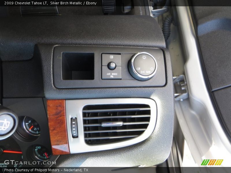 Silver Birch Metallic / Ebony 2009 Chevrolet Tahoe LT