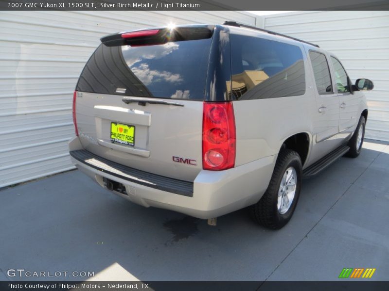 Silver Birch Metallic / Light Titanium 2007 GMC Yukon XL 1500 SLT