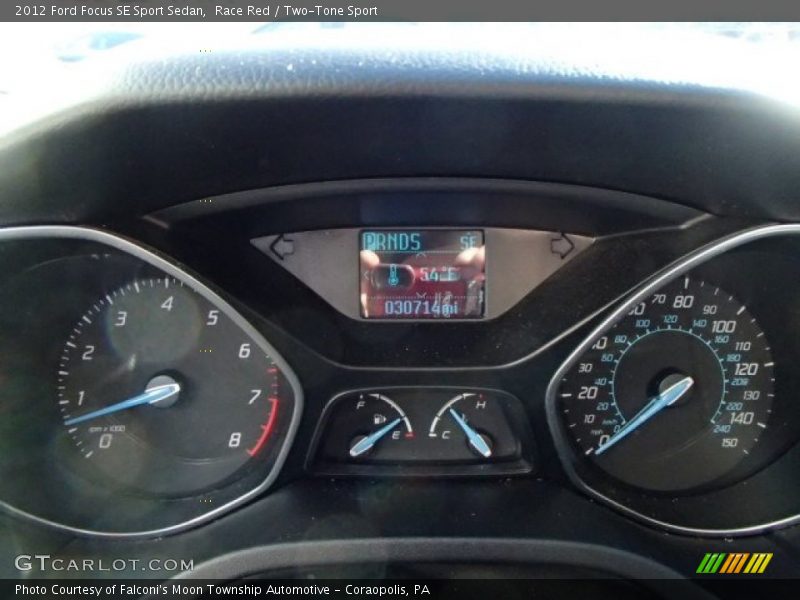Race Red / Two-Tone Sport 2012 Ford Focus SE Sport Sedan