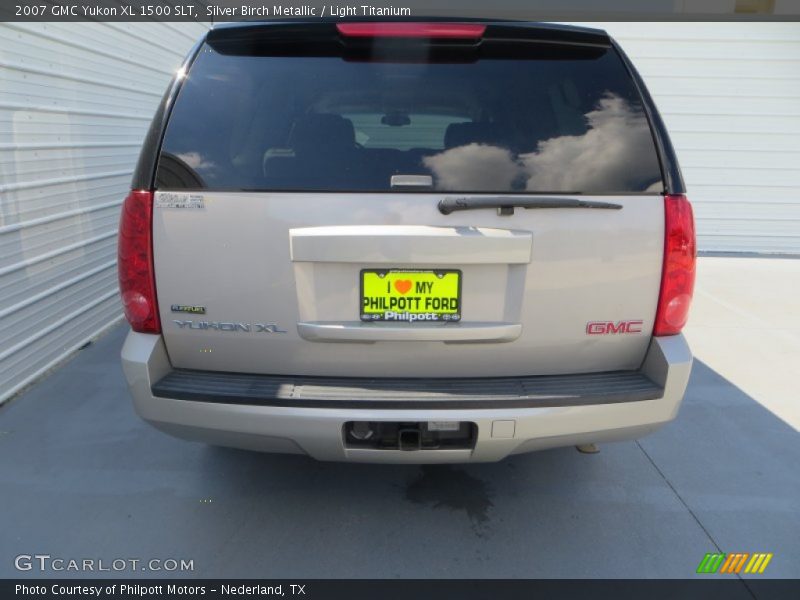 Silver Birch Metallic / Light Titanium 2007 GMC Yukon XL 1500 SLT