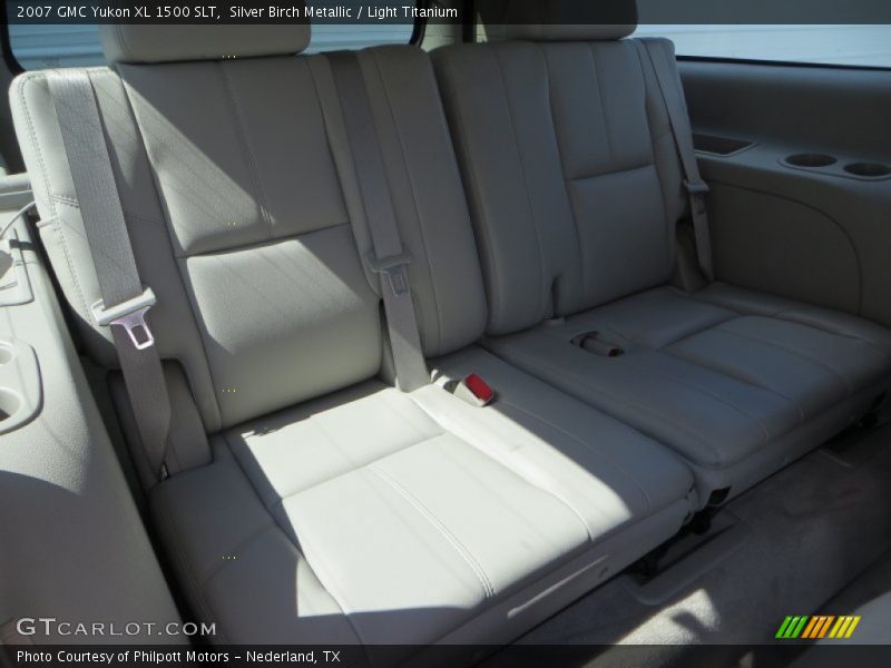 Silver Birch Metallic / Light Titanium 2007 GMC Yukon XL 1500 SLT