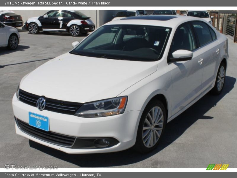 Candy White / Titan Black 2011 Volkswagen Jetta SEL Sedan