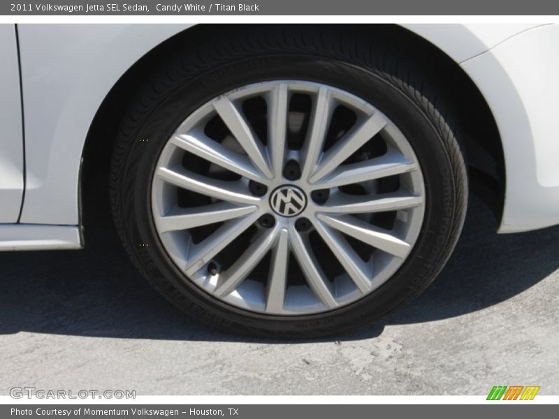Candy White / Titan Black 2011 Volkswagen Jetta SEL Sedan