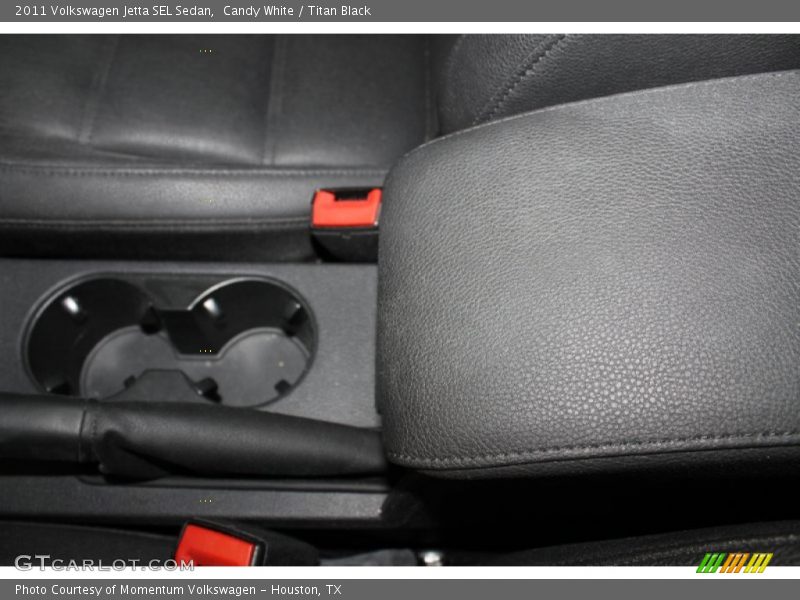 Candy White / Titan Black 2011 Volkswagen Jetta SEL Sedan