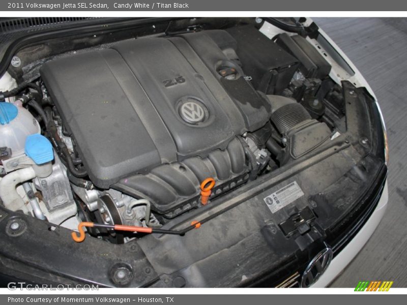 Candy White / Titan Black 2011 Volkswagen Jetta SEL Sedan