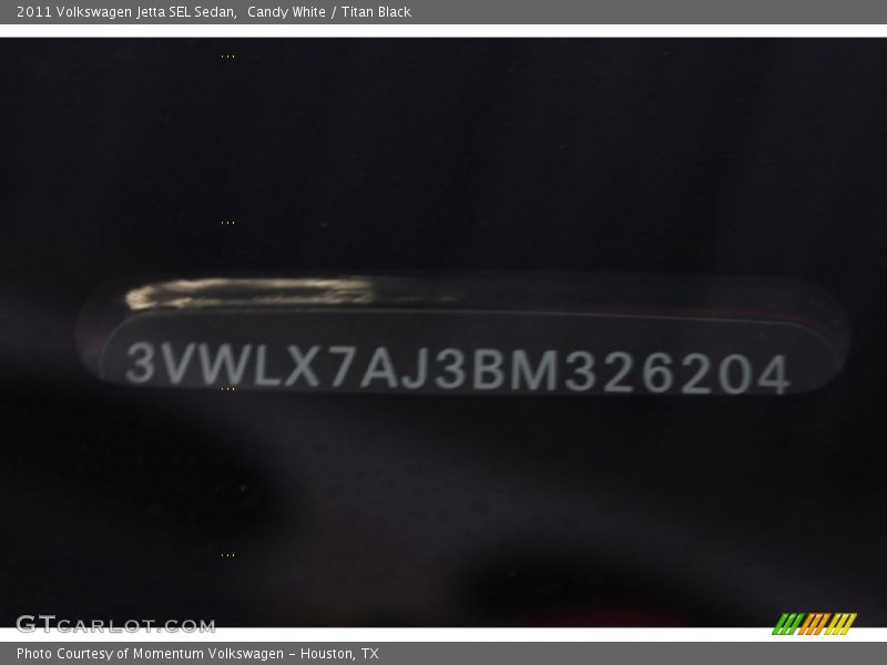 Candy White / Titan Black 2011 Volkswagen Jetta SEL Sedan