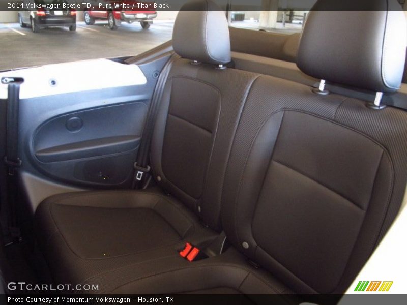 Pure White / Titan Black 2014 Volkswagen Beetle TDI