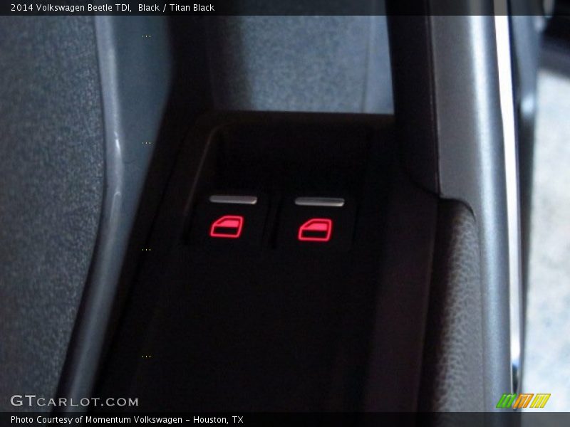Black / Titan Black 2014 Volkswagen Beetle TDI
