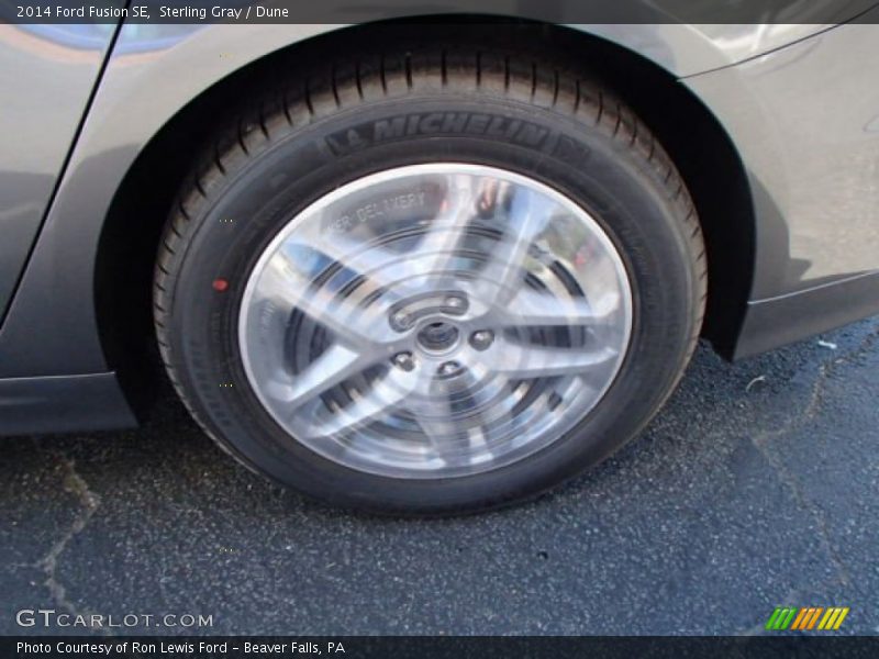 Sterling Gray / Dune 2014 Ford Fusion SE