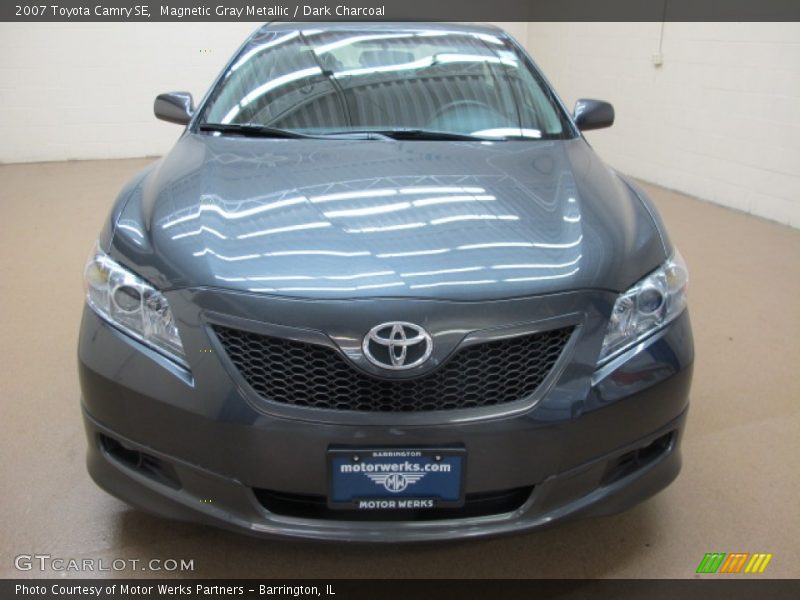 Magnetic Gray Metallic / Dark Charcoal 2007 Toyota Camry SE