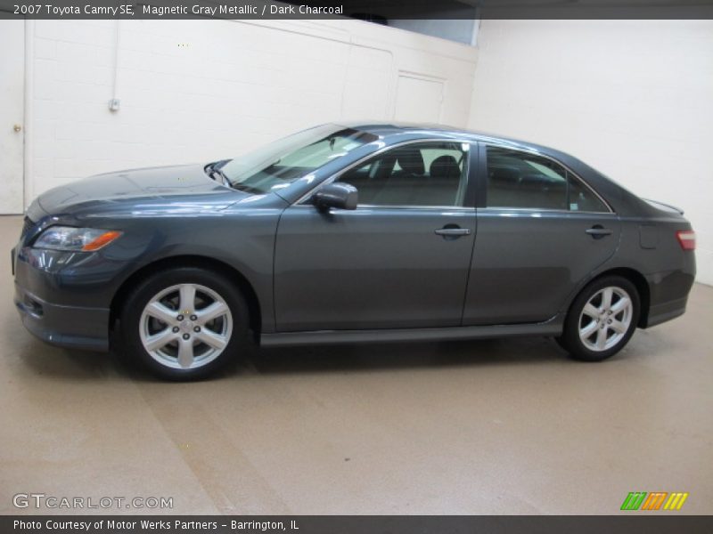 Magnetic Gray Metallic / Dark Charcoal 2007 Toyota Camry SE