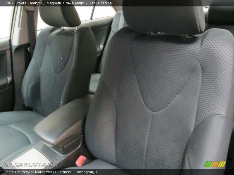 Magnetic Gray Metallic / Dark Charcoal 2007 Toyota Camry SE