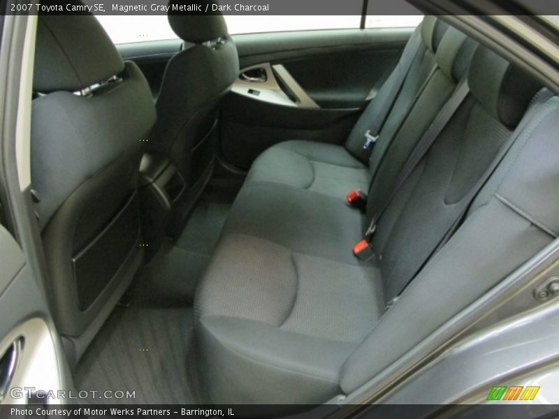 Magnetic Gray Metallic / Dark Charcoal 2007 Toyota Camry SE