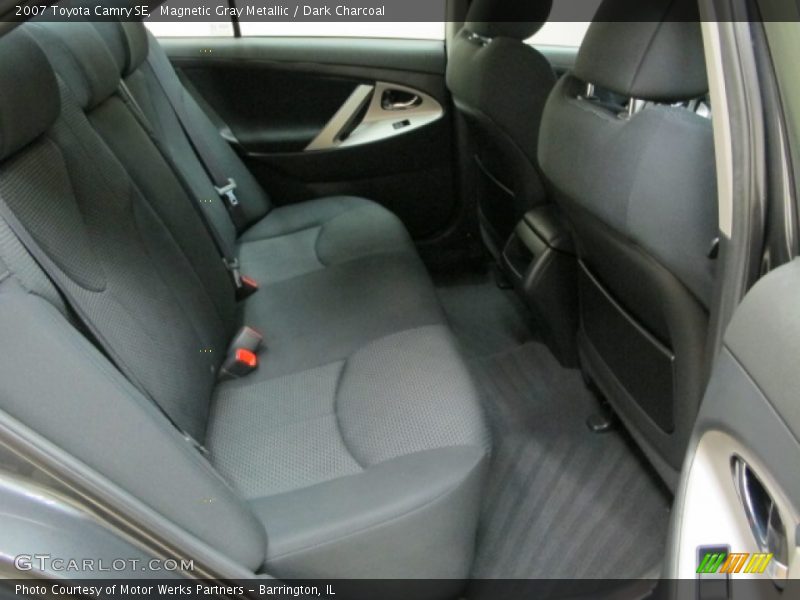 Magnetic Gray Metallic / Dark Charcoal 2007 Toyota Camry SE