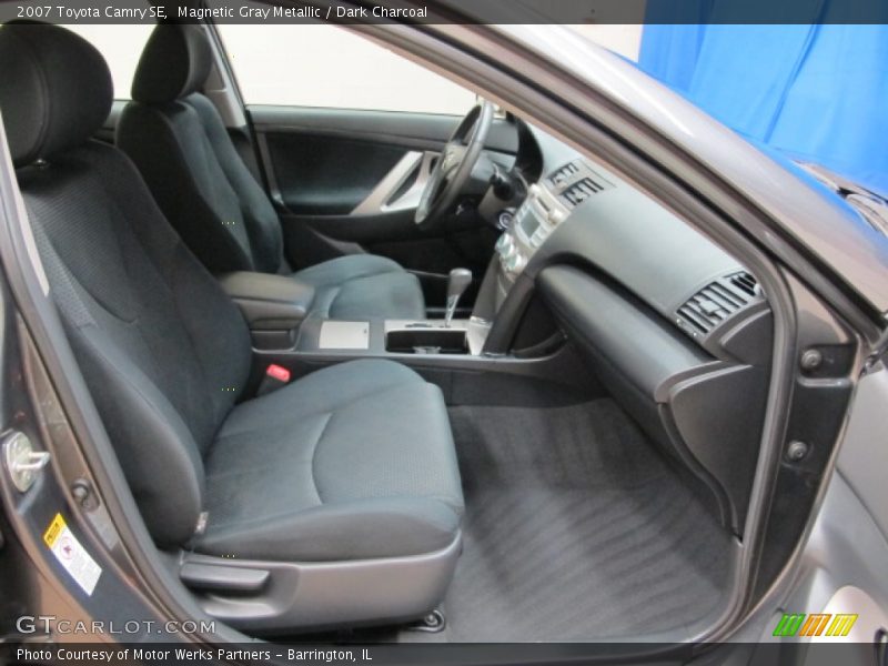 Magnetic Gray Metallic / Dark Charcoal 2007 Toyota Camry SE
