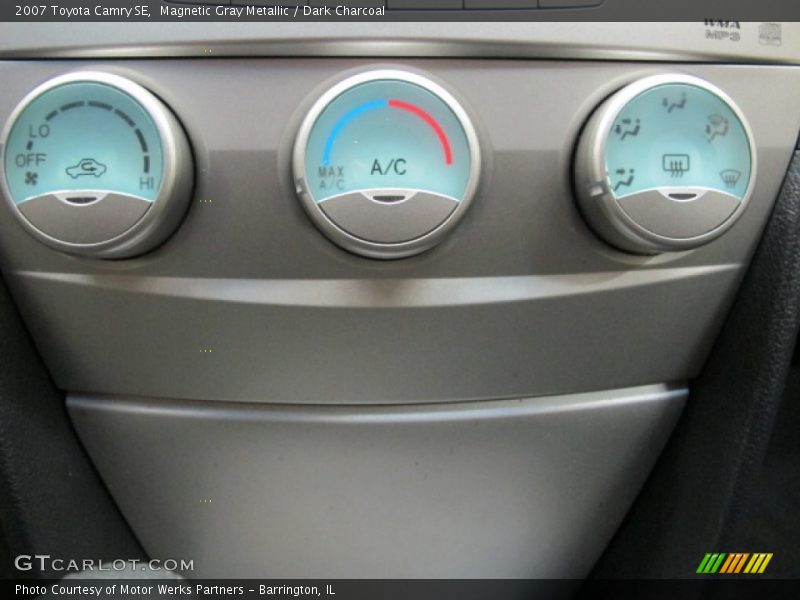 Magnetic Gray Metallic / Dark Charcoal 2007 Toyota Camry SE