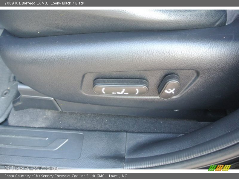 Controls of 2009 Borrego EX V8