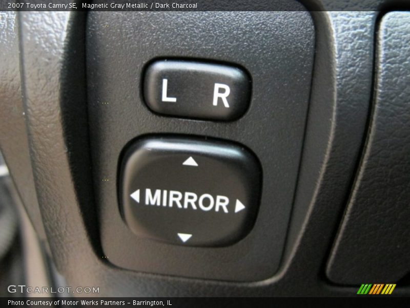 Magnetic Gray Metallic / Dark Charcoal 2007 Toyota Camry SE