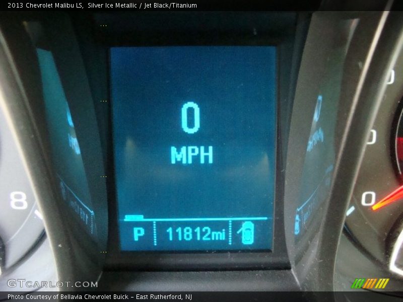Silver Ice Metallic / Jet Black/Titanium 2013 Chevrolet Malibu LS