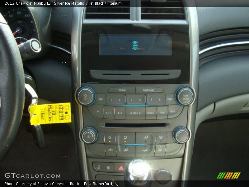 Controls of 2013 Malibu LS