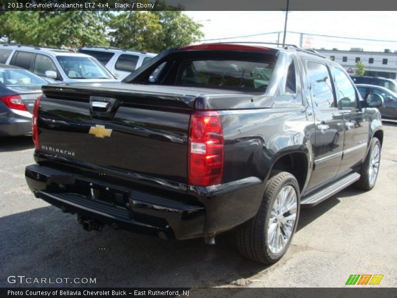 Black / Ebony 2013 Chevrolet Avalanche LTZ 4x4