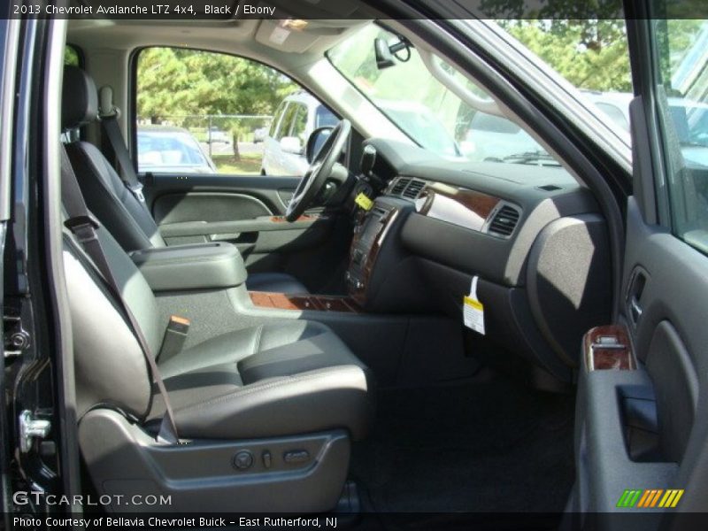 Black / Ebony 2013 Chevrolet Avalanche LTZ 4x4