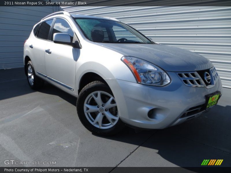 Silver Ice Metallic / Black 2011 Nissan Rogue SV