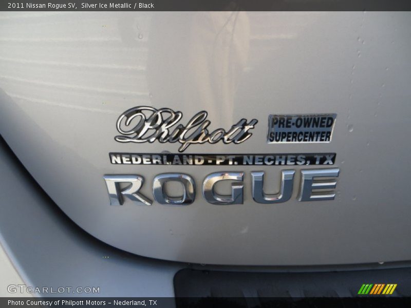 Silver Ice Metallic / Black 2011 Nissan Rogue SV