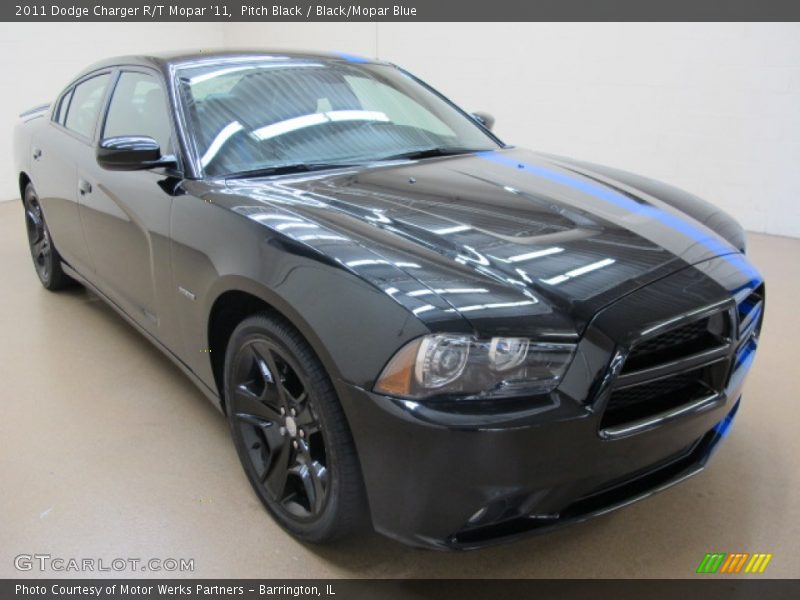 Pitch Black / Black/Mopar Blue 2011 Dodge Charger R/T Mopar '11