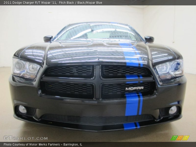 Pitch Black / Black/Mopar Blue 2011 Dodge Charger R/T Mopar '11
