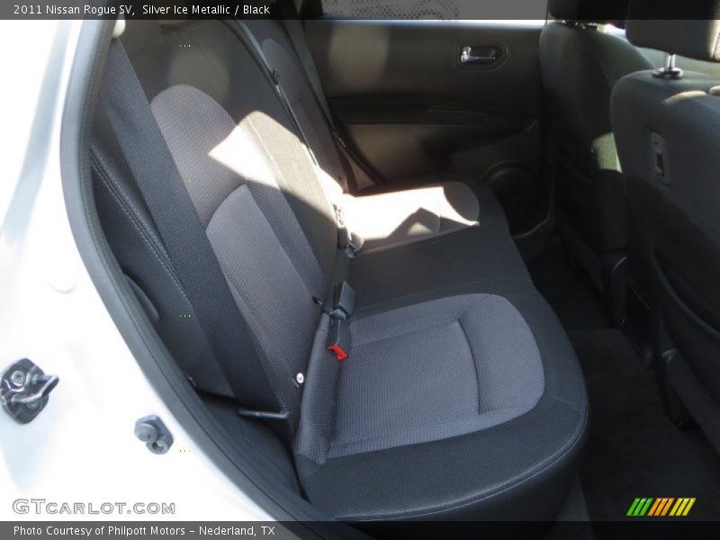 Silver Ice Metallic / Black 2011 Nissan Rogue SV